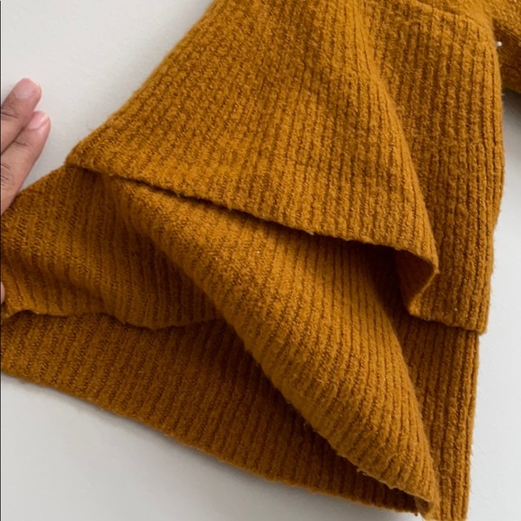 Madewell Ruffle Sweater - Picture 5 of 5